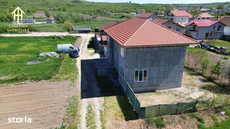 Casă cu 4 camere cu Teren 220 Mp în Central