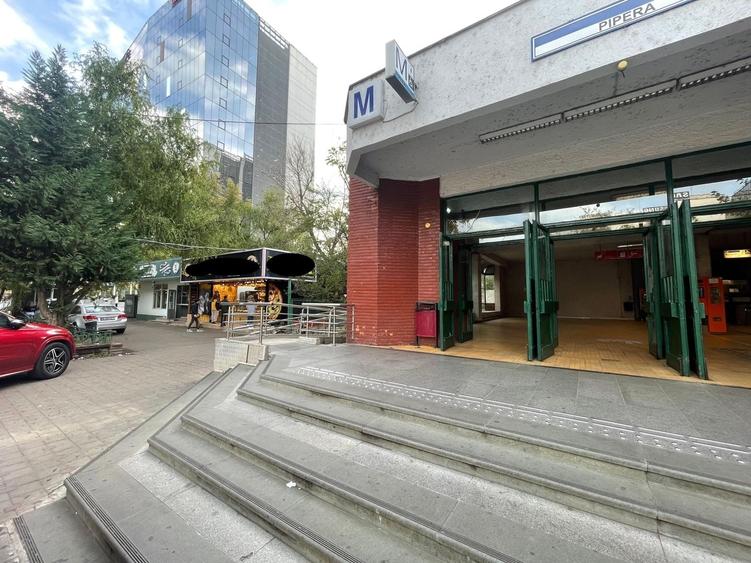 Spațiu comercial, de 73.940002441406 mp, în Pipera