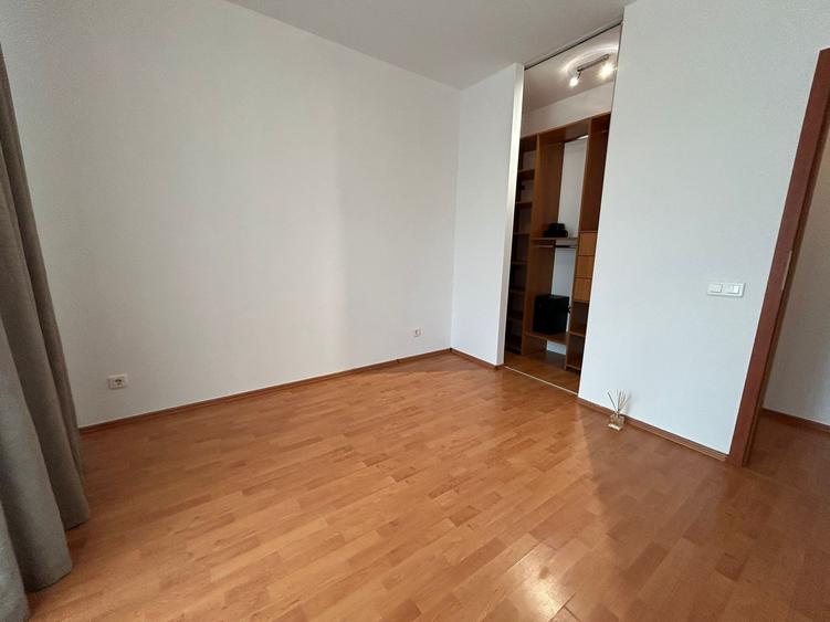 Titan 2 Camere Etaj 4 59 Mp Loc Parcare 17 Min Metrou Complex Rasarit De Soare - 7