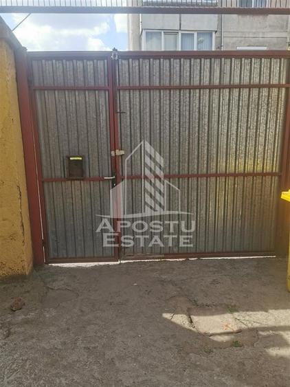 Casa in zona Printul Turcesc ,pretabil și pentru spatiu comercial . - 7