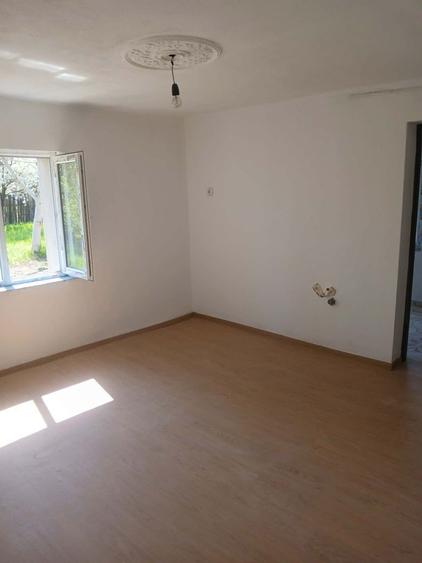 Vand casa in comuna salard - 2