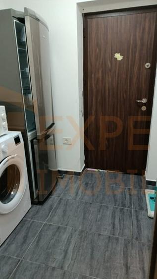 Garsoniera situata in zona FAR - 15