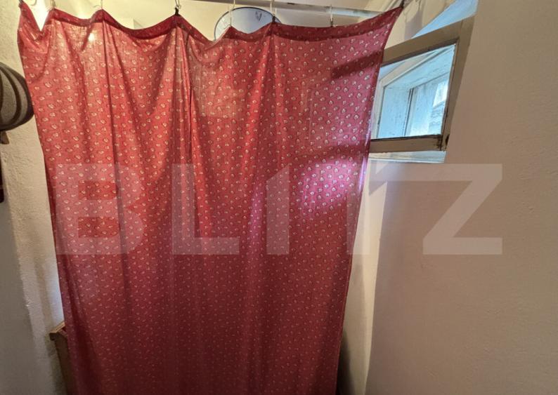 Casa de vanzare zona ultracentrala - 1