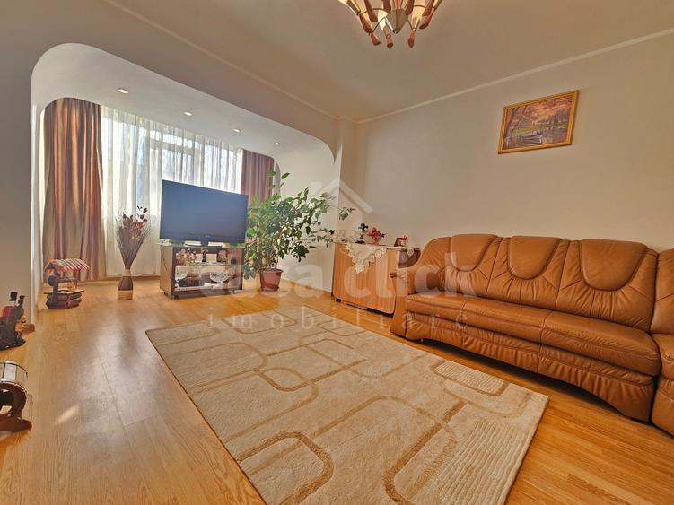 Apartament 3 camere decomandat, mobilat, etaj 1 – IC Frimu - 1