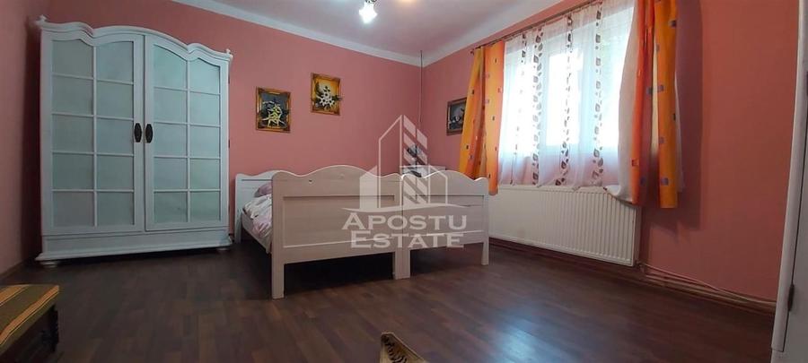 Apartament  2 camere la curte comuna zona intim - 5