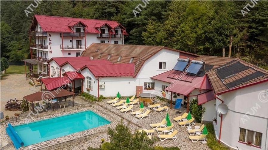 Pensiune turistica cu restaurant si 33 camere in Rasinari Sibiu - 2