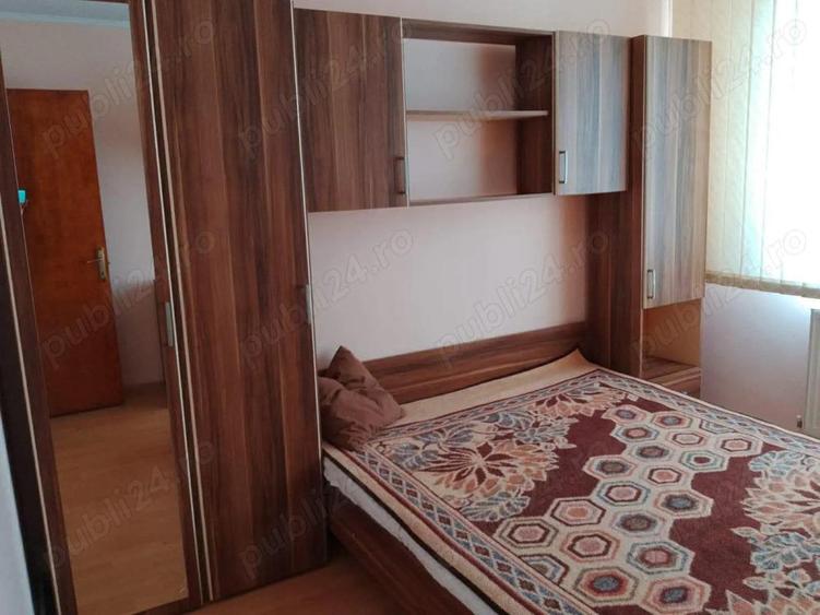 Apartament 2 camere de vanzare , Aleea Clabucet , Carpati 1 , et. 4 , 47.500 euro neg. - 2
