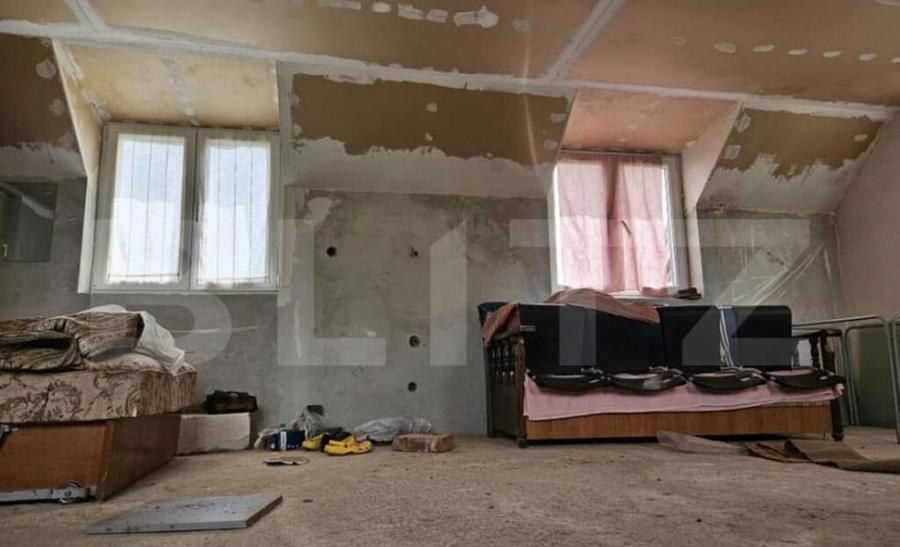 Casa de vanzare, 37 mp utili/nivel, teren 500 mp, zona Berc - 3