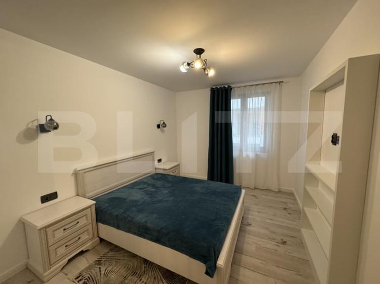 Apartament cu 3 camere semidecomandat, mobilat în Zorilor