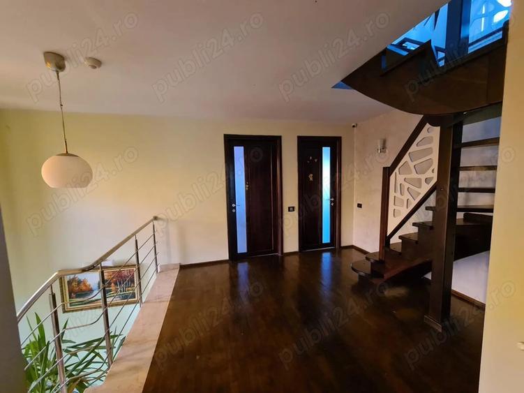 Casa ,Vila langa padure ,teren + livada 4500mp, JACUZZI, Panouri 10kw - 7