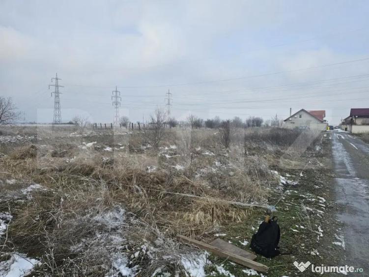 Teren extravilan cu o suprafata de 400mp. Albesti - 1