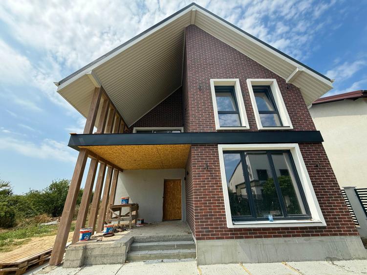 Vila Individuala Mogosoaia* 5 camere*500 mp teren* - 1