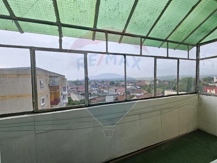 Apartament cu 3 camere de vanzare - 8