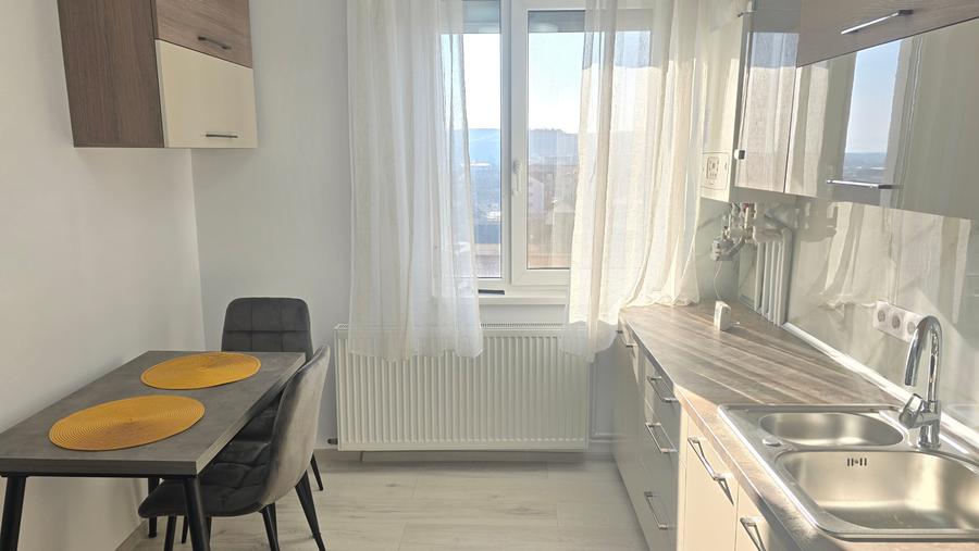 Vand apartament o camera, in Dorobanti, suprafata utila totala 47 mp, mobilata - 9