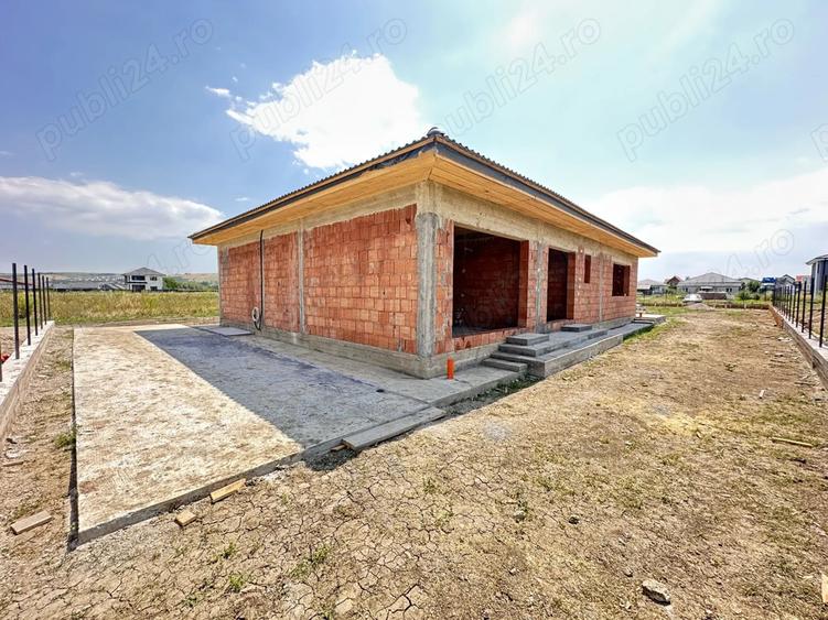 Casa la rosu 191 mp, teren 1000 mp - 2