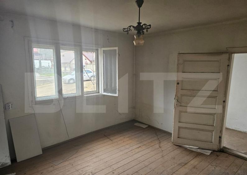 Casa cu 4 camere, demisol si teren 300 mp, Campeni, Mihoe - 8