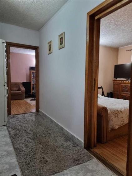 Apartament 3 camere Nicolina - 1