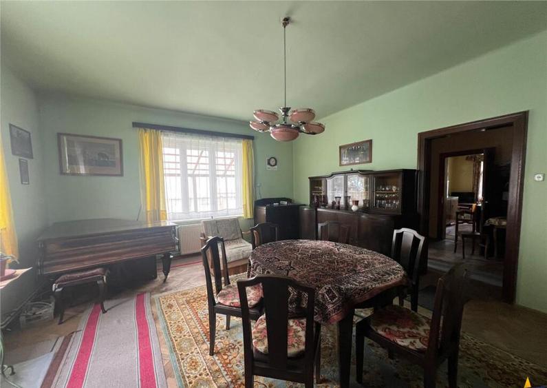 Casa singura in curte, cu garaj, Central, Brasov - 10