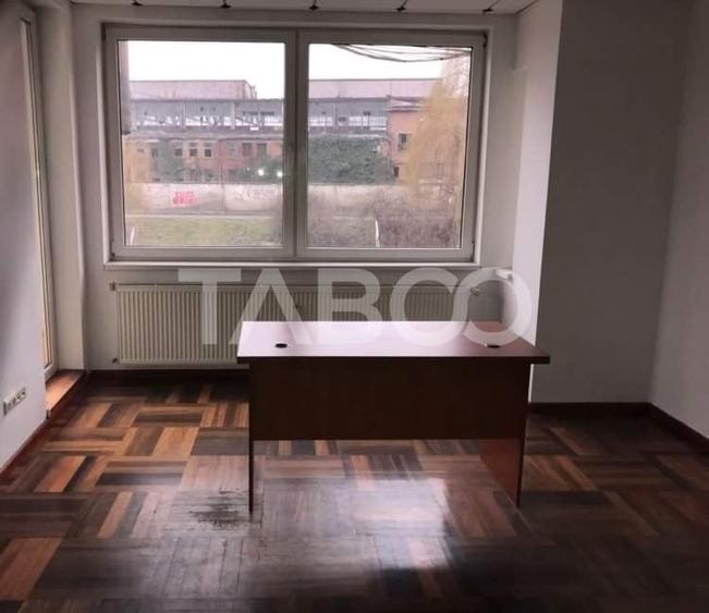 Spatiu de birouri decomandat 4 incaperi generoase zona Terezian Sibiu - 2