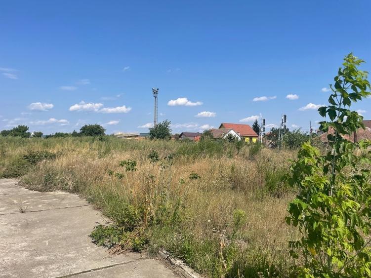 Inchiriere parcare betonata  300 mp - direct de la proprietar! - 4