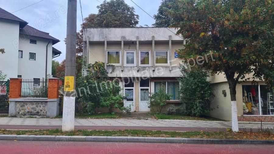 Spa?iu comercial de inchiriat in Curtea de Arge? vizavi de Manastirea Curtea de Arge?. - 1