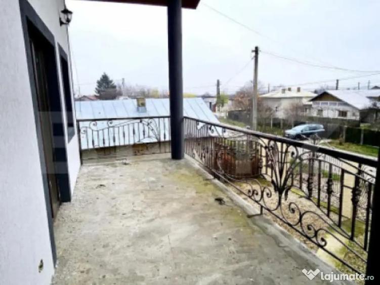 Lini?te, spa?iu ?i elegan?a casa superba langa - 2