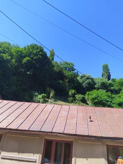 Vând  casă în Sasca montana - 5