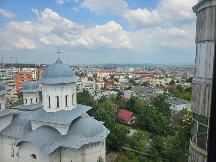 Ap. 3 cam decomandat, centrala, etaj 7/8, panorama, mobilat - 5