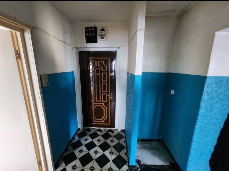 Tomis nord (Ciresica)- 2 camere decomandate 54mp, liber ,gaze la usa -83.000euro - 6