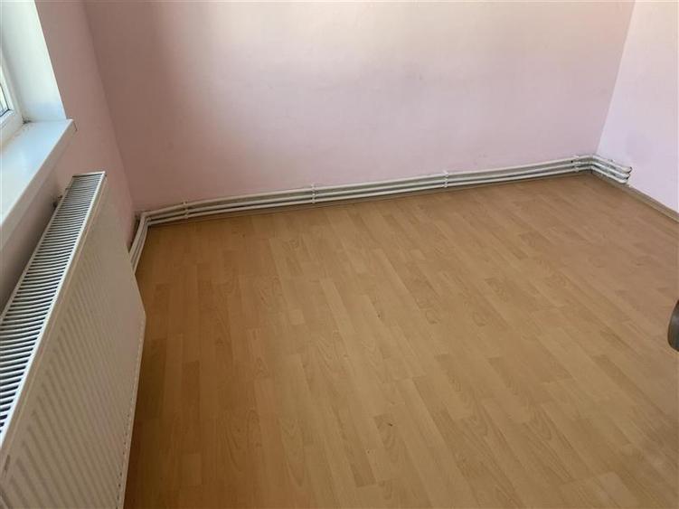 Apartament 2 camere in Focsani , cartier Sud , et 3din 4 , decomandat , 43 mp , - 10