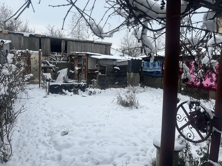 Casa batraneasca de vanzare, oras Chitila langa Lidl - 1