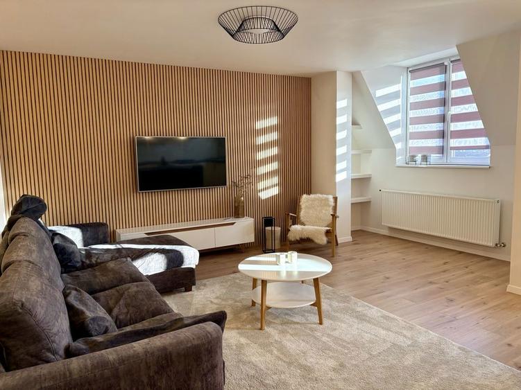 Penthouse, 2 niveluri pozitionat central - 1