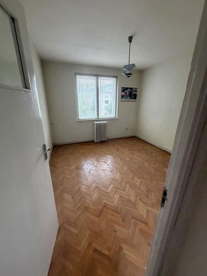 Apartament cu 2 camere si balcon - 2