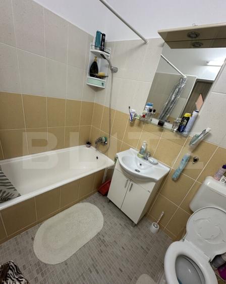 Casa P+2, 240 mp, 300 mp teren, zona Titulescu - 15