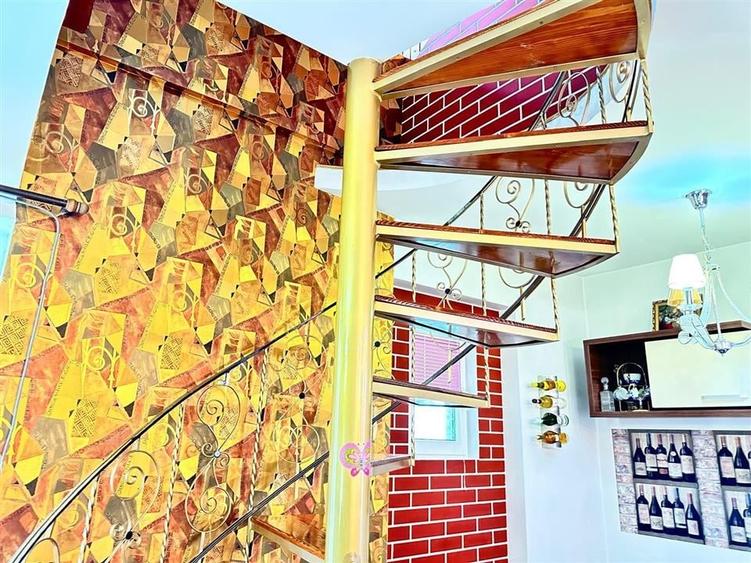 Apartament tip penthouse zona Jetoil Ploiesti - 13