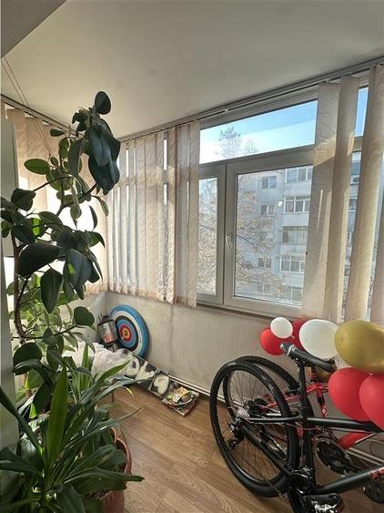 Apartament 3 camere, decomandat, et. intermediar- Nicolina - 10