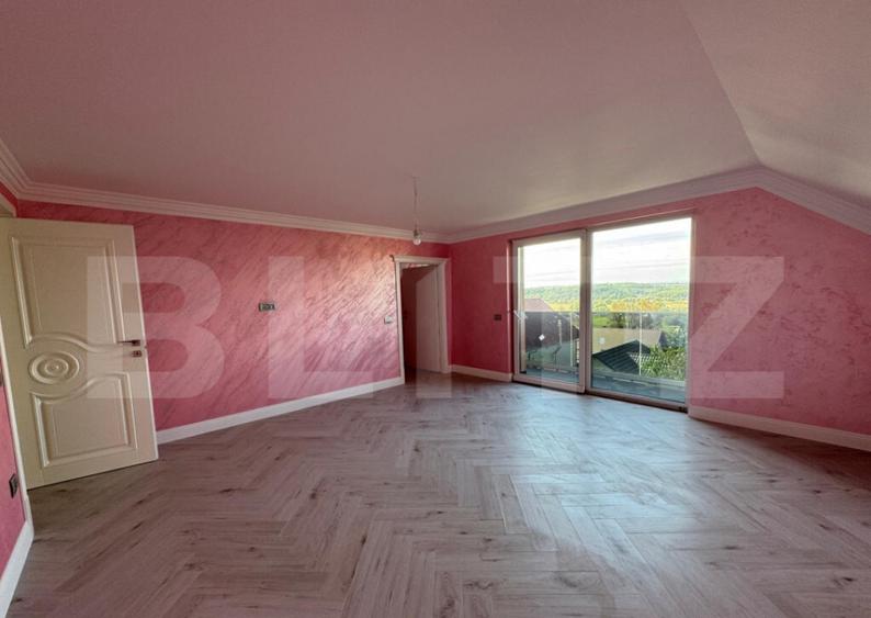 Casa cu etaj + demisol, 180 mp utili, 300 mp teren, zona Bur - 9