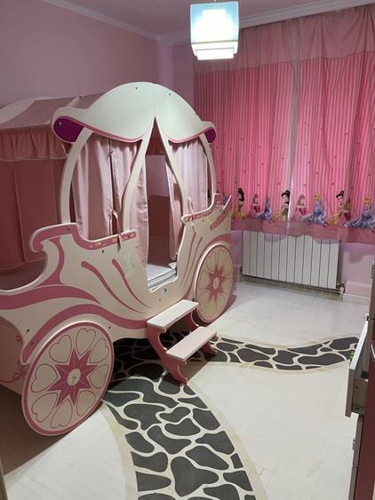 Inchiriez ap 4 camere - 1