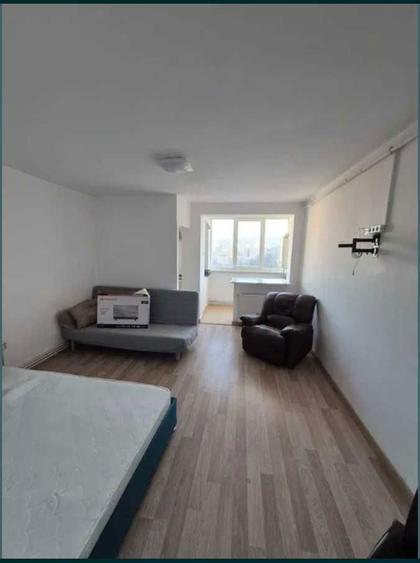 garsoniera de inchiriat Brasov langa universitate - 1