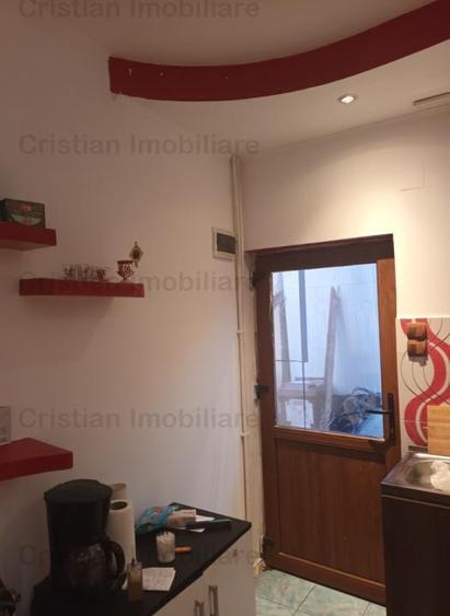 Apartament la curte in imobil P+1 zona Centru Istoric - 1