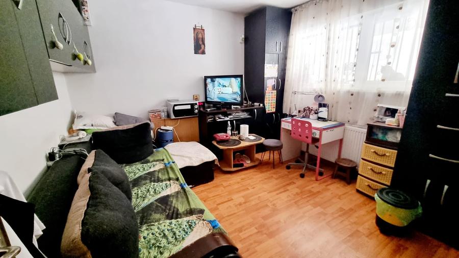 Garsoniera dubla, mutare imediata, Oituz langa Mall La Strada - 1