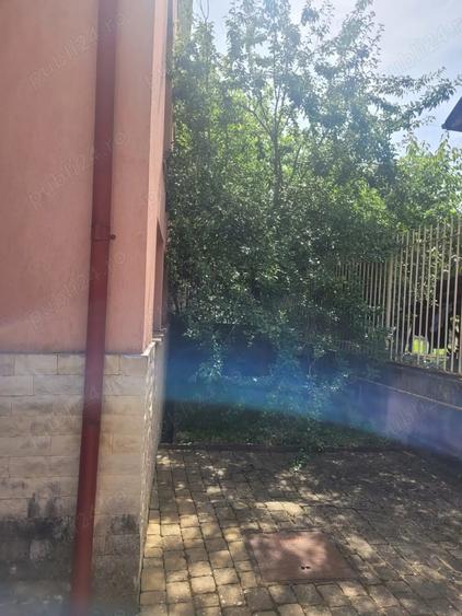 Proprietar vand casa! - 10