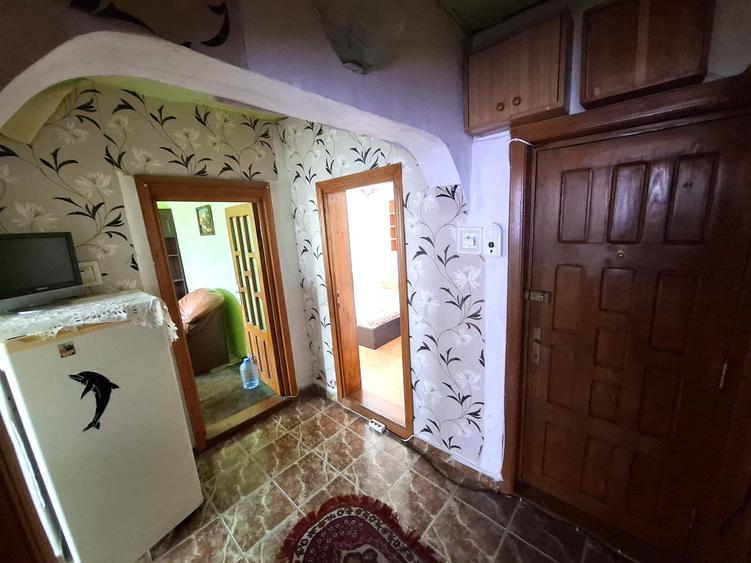 Apartament 3 camere  zona Sud - 6