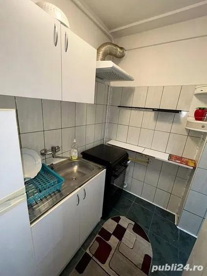 costin georgian 1 minut metrou moderna libera - 8