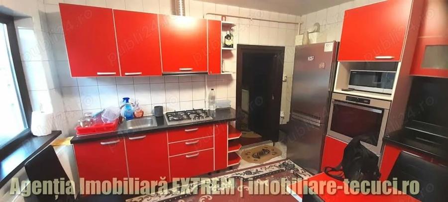 Casa cu 3 camere ?i 360mp teren, in Tecuci str. Vanatori - 1