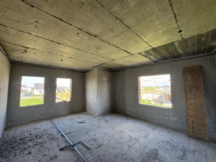 Sacalaz, 1/2 Duplex pe Etaj, 4 Camere,2 Bai,Terasa Acoperita - 4