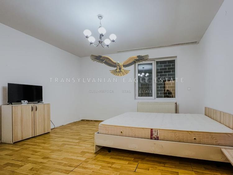 Apartament cu 1 camera situat pe strada Alverna - 1