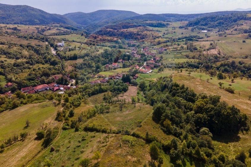 Casa veche cu teren ,Varmaga jud Hunedoara - 15