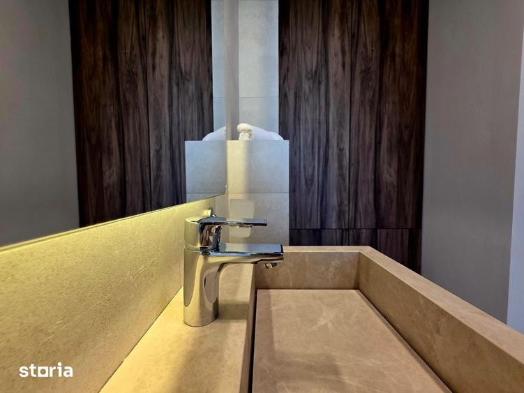 Apartament cu 4 camere în Central