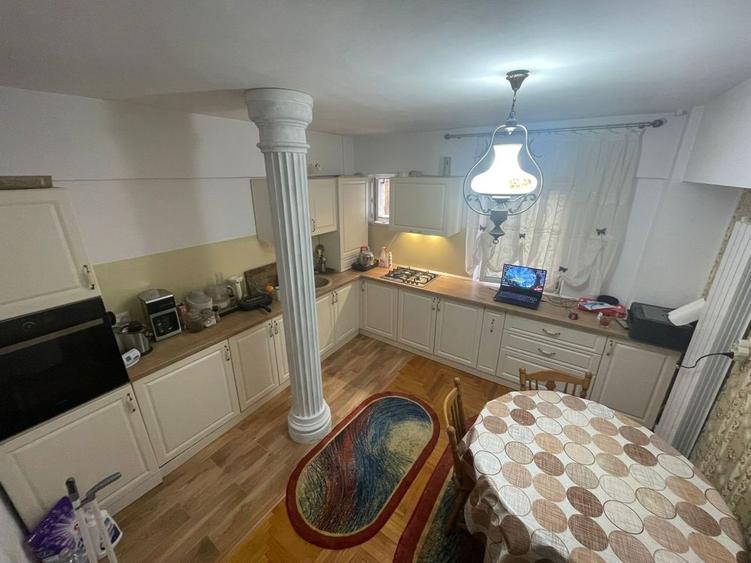 Apartament 3 camere Tic-Tac Victoriei Shopping city Mall Targu Jiu - 1